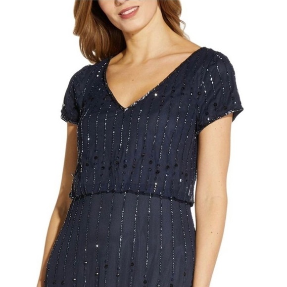 ADRIANNA PAPELL Beaded V-neck Short Sleeve Blouson Gown in Navy Size 2 - Picture 3 of 3